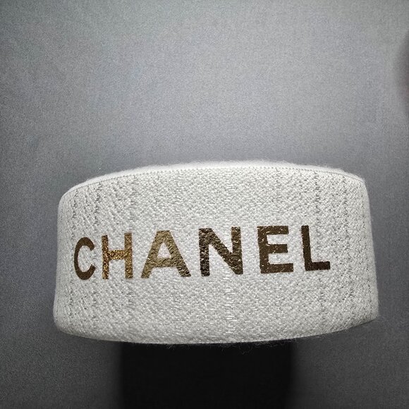 Chanel Glitter Ribbon Collection in Gold, Red, Black and white - Picture 2 of 12